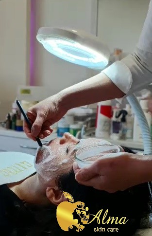 ماسک موثر برای روشن شدن و جوانسازی پوست